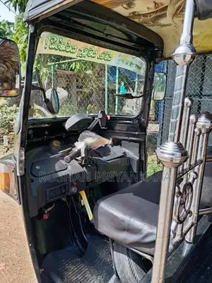 Bajaj RE 4 Stroke 2013