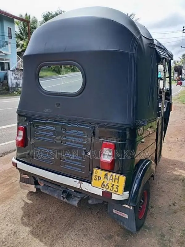 Bajaj RE 4 Stroke 2013