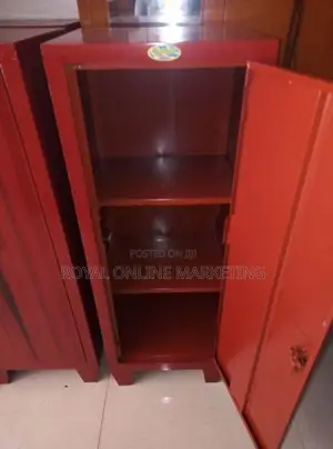 4-1.5 Feet Steel Cupboard (M-3)