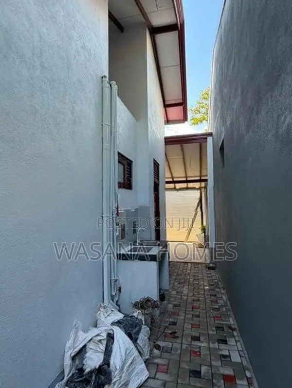 Beautiful Brand new House for Sale Piliyandala
