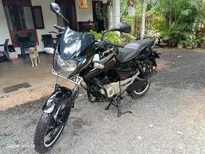 Bajaj Pulsar 150 2015