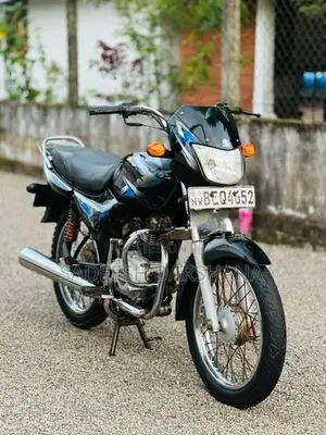 Bajaj CT100 2016
