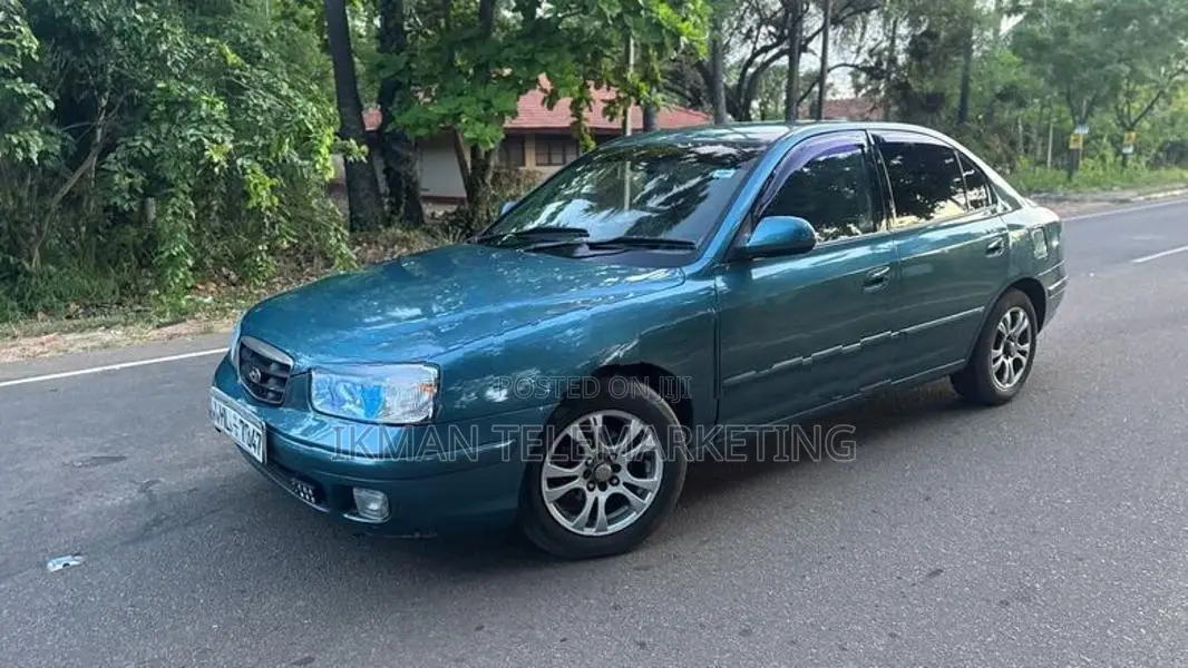 Hyundai Elantra 2000