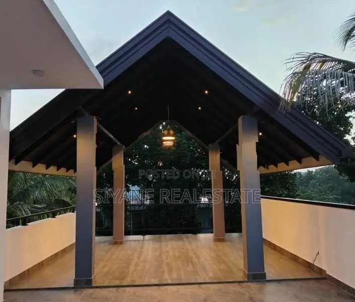 Modern Luxury House for Sale Homagama,Kottawa Area