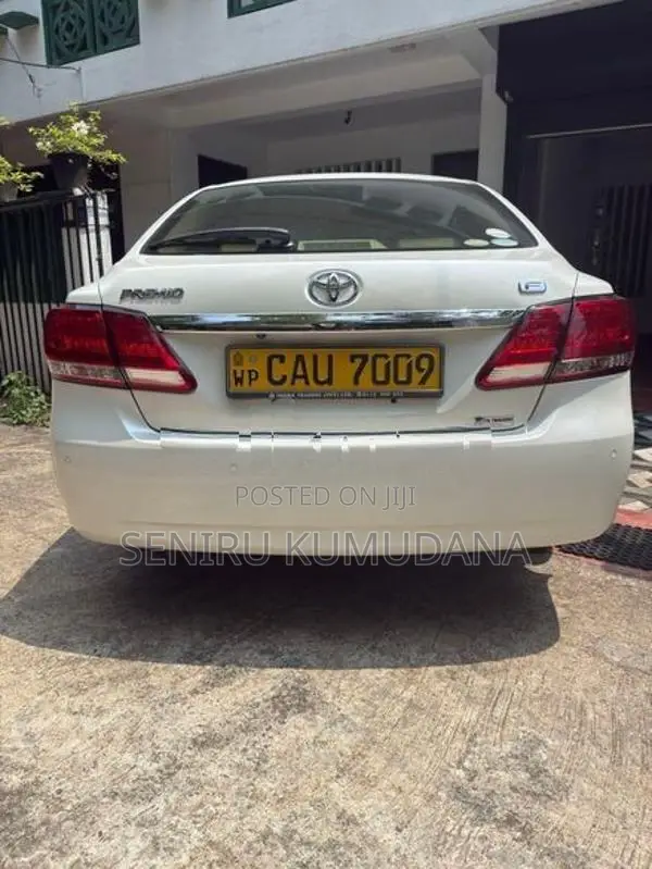 Toyota Premio 2017