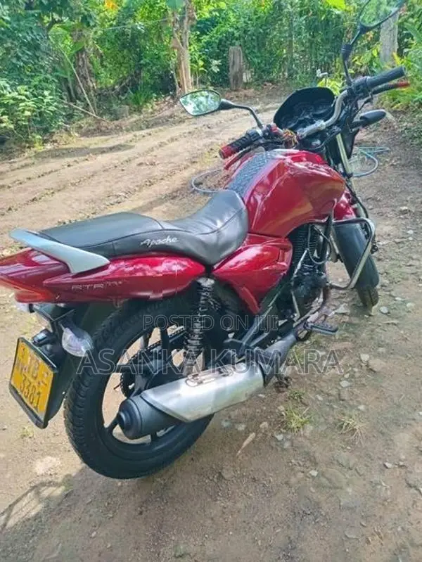 TVS Apache 2007