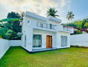 Beautiful Luxury house In Gampaha,Delgoda