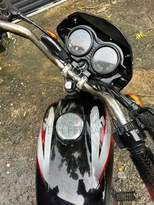 Bajaj CT100 2007