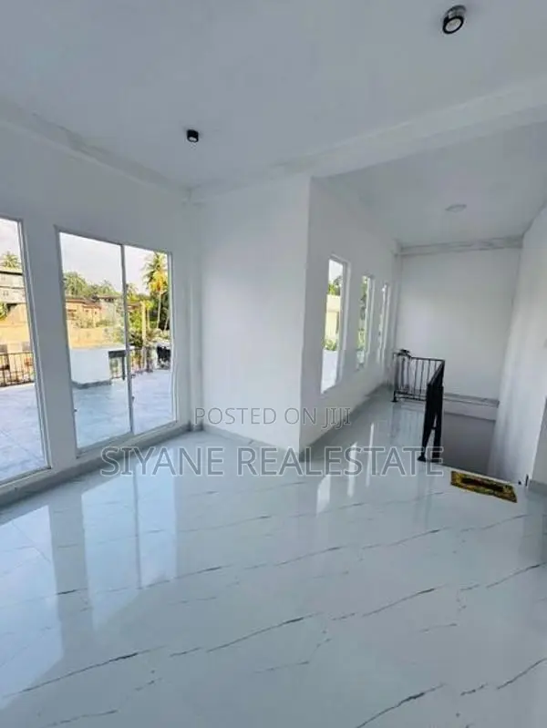 Beautiful Luxury house In Gampaha,Delgoda