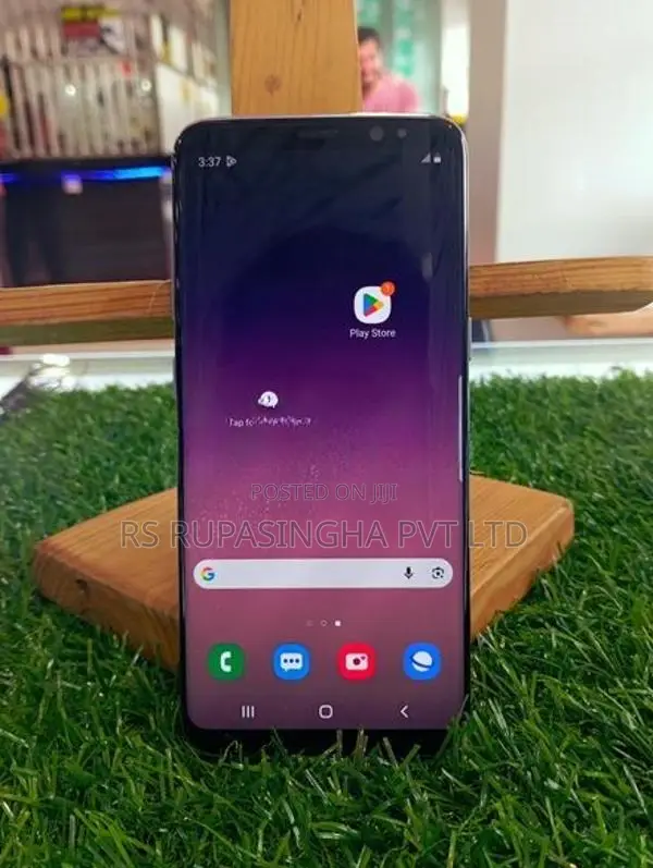 Samsung Galaxy S8 / 4GB 64GB (Used)