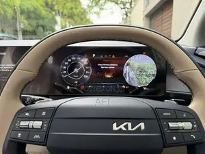 Kia Carens Clavis 2025