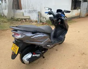 Suzuki Burgman 2019