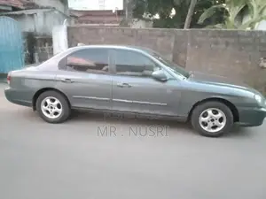 Hyundai Sonata 2000
