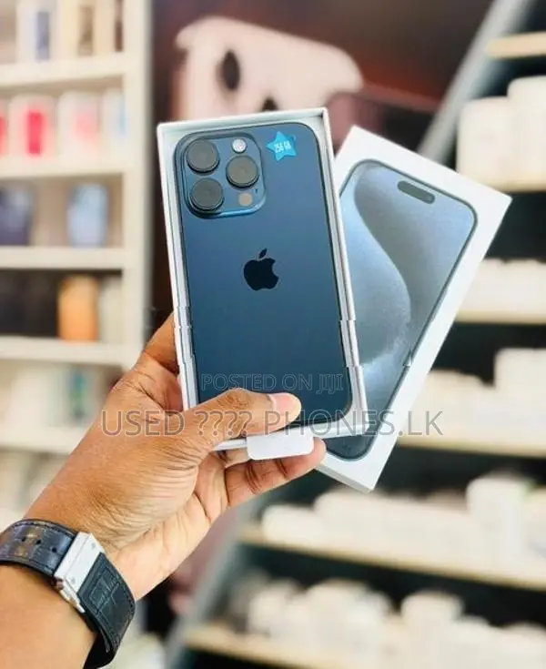Apple iPhone 15 Pro Max 256GB (Used)