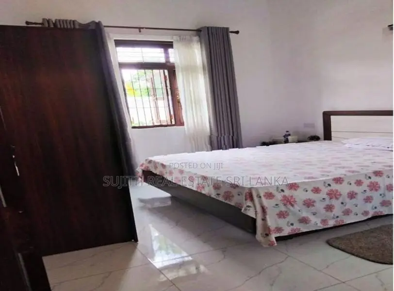 New Modern Furniture with Luxury House For Sale in Negombo