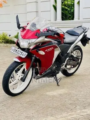 Honda CBR 250RR 2021