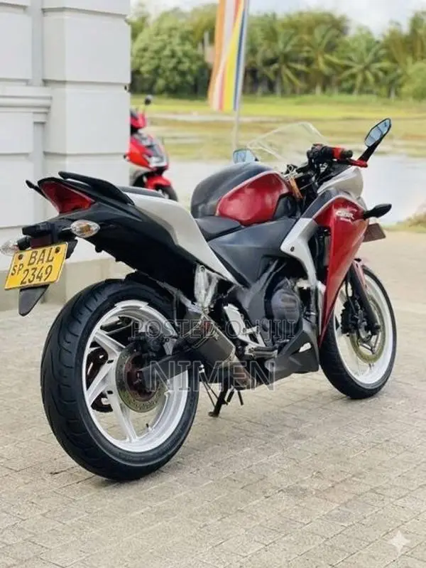Honda CBR 250RR 2021