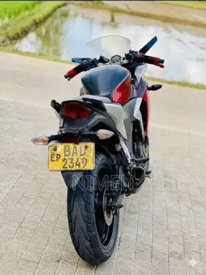 Honda CBR 250RR 2021