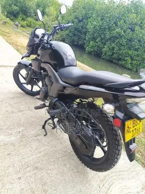 Honda CB Trigger 2016