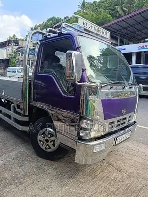 Isuzu 250 ELF NKR 2005