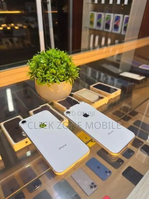 Apple iPhone 8 64GB (Used)