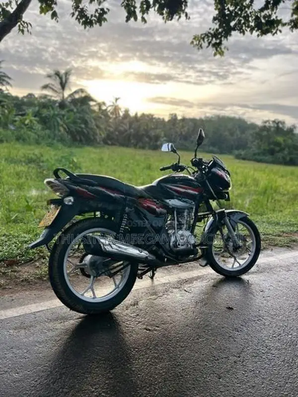 Bajaj Discover 125 2017