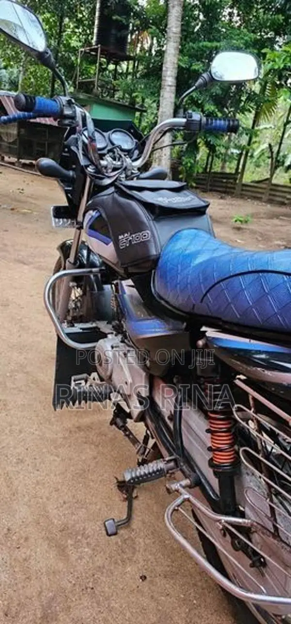 Bajaj CT100 2017