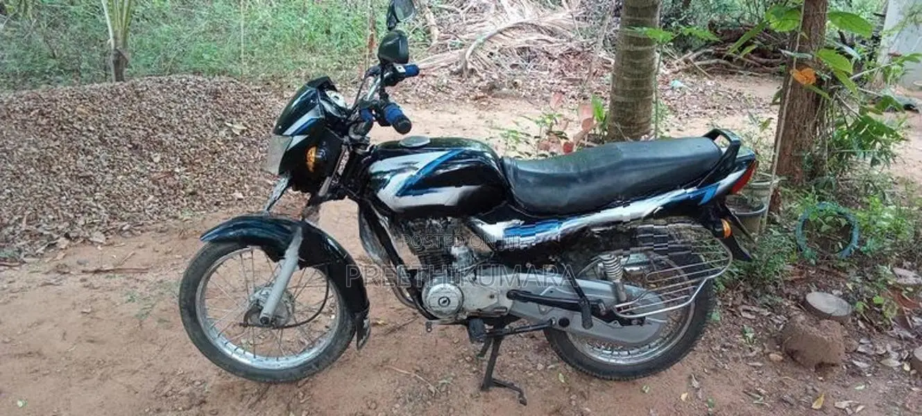 Bajaj CT100 2005