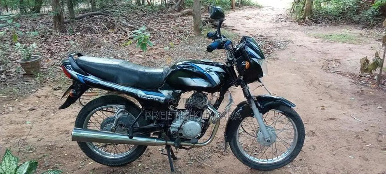 Bajaj CT100 2005