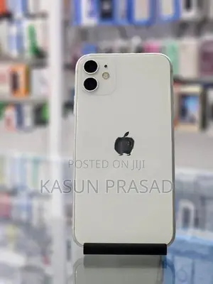 Apple iPhone 11 64GB (Used)