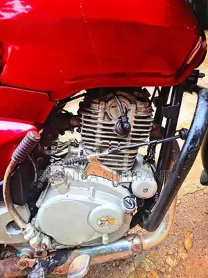 Bajaj Pulsar 180 2005