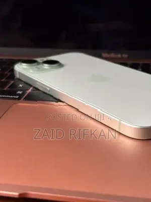 Apple iPhone 15 (Used)