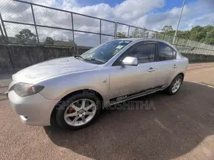 Mazda Axela 2004