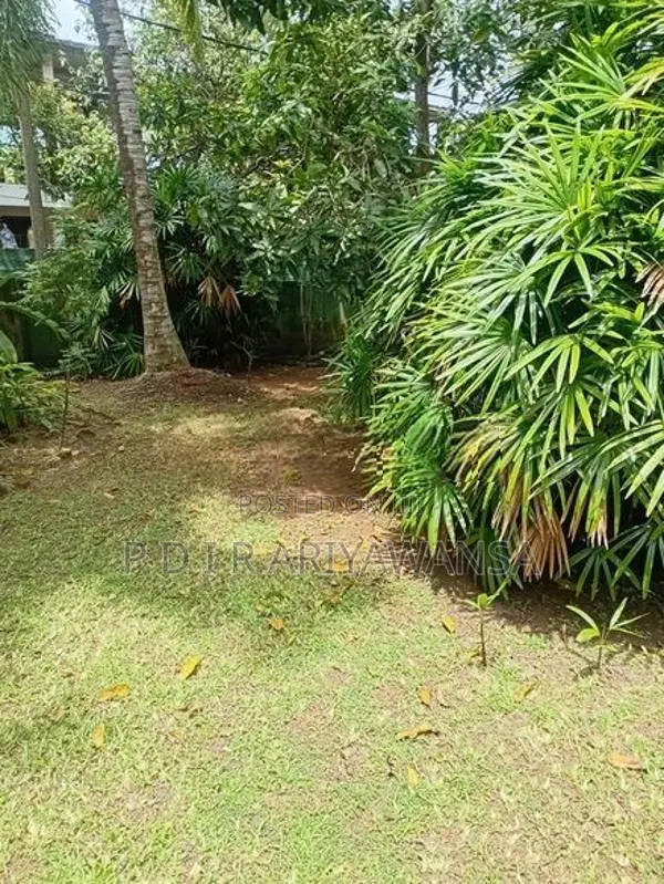 කිරිබත්ගොඩ නගරයෙන්ම පර්චස් 25ක බිම් කොටසක්