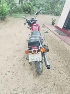 Bajaj Boxer 2000