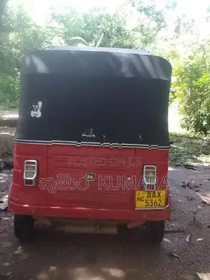 Bajaj RE 2014