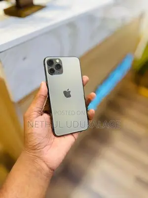 Apple iPhone 11 Pro 256GB (Used)