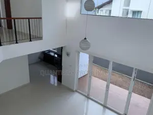 Three-Storied Modern House for Sale – Boralesgamuwa