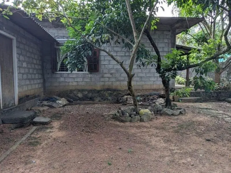 ගනේමුල්ල යාගොඩ ඉඩමේ වටිනාකමට ගෙයක්