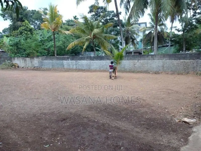 Top Land for Sale Maharagama Town