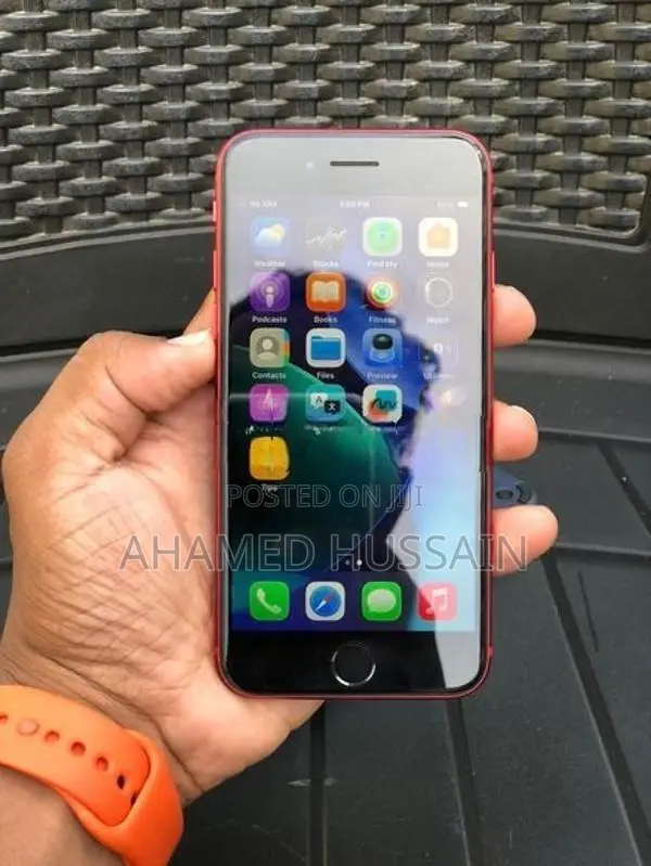 Apple iPhone SE 2 Red 128GB (Used)
