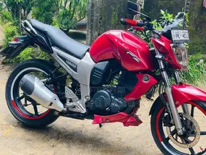 Yamaha FZ V1 2011