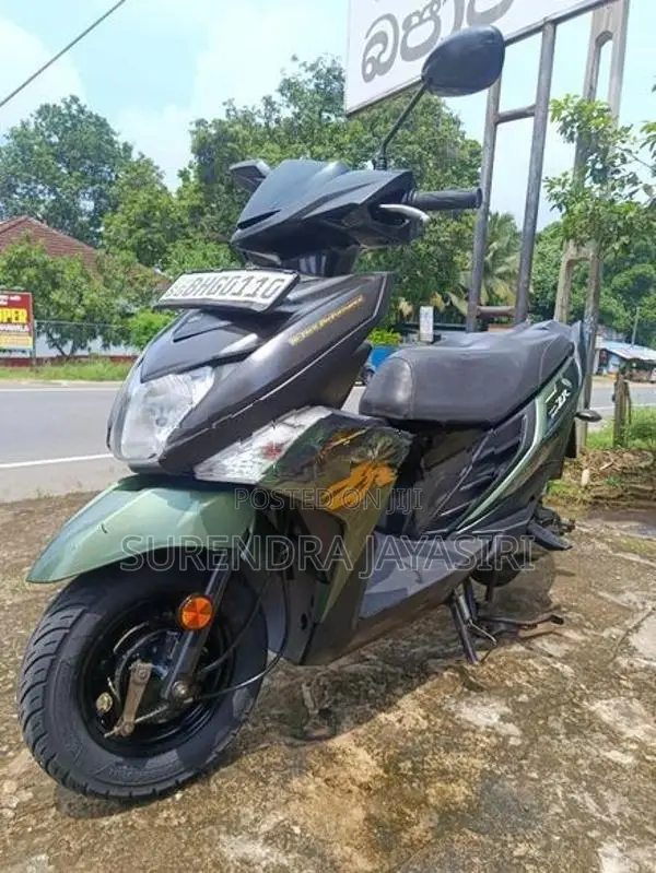 Yamaha Ray ZR 2018