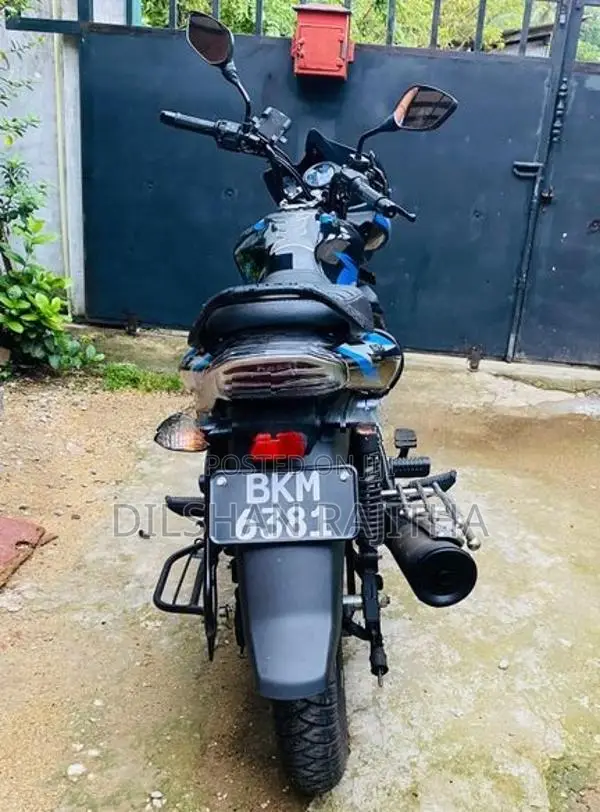Bajaj Discover 125 2025
