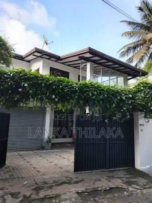 Luxury House for Sale in Wadduwa