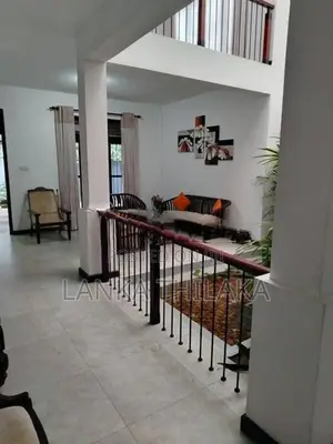 Luxury House for Sale in Wadduwa