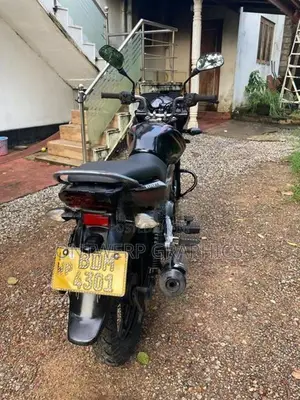 Bajaj Discover 2015