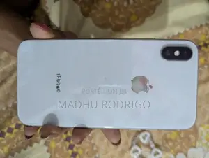 Apple iPhone X (Used)