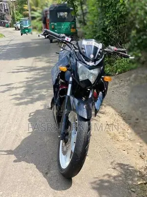 Yamaha FZ 2015
