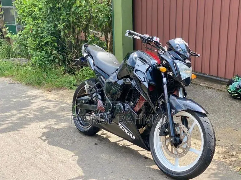 Yamaha FZ 2015